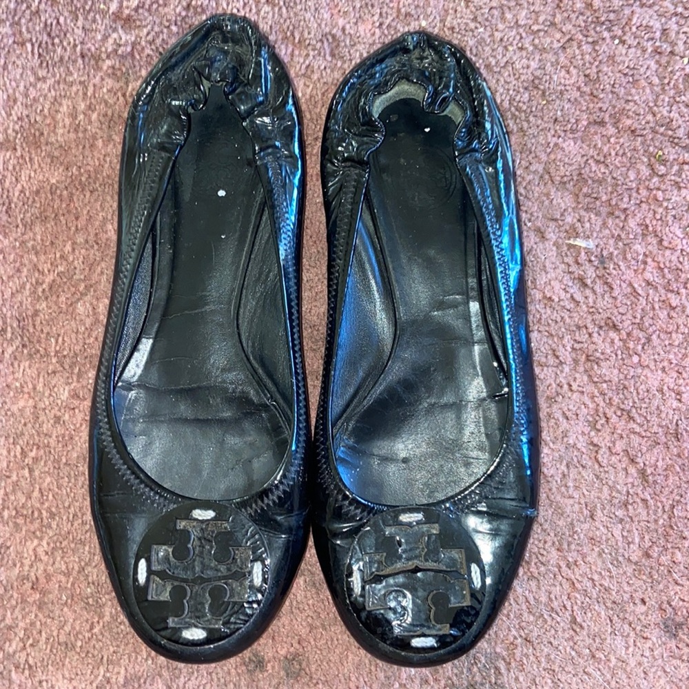 Tory Burch black patent logo flats. Size 9